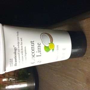 Baylis&Harding Coconut &Lime lotion Beauticology